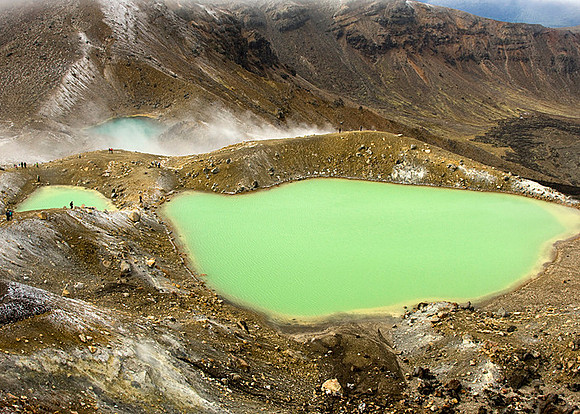 Emerald Lakes in Tongariro National Park - New Zealand