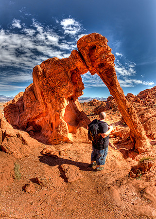 Valley of Fire State Park - Elephant Arch